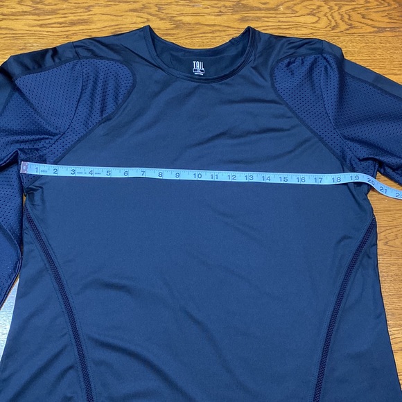 TAIL Golf Top Long Sleeve Round Neck Perforated and Cut Out Design Black XL - Picture 6 of 12